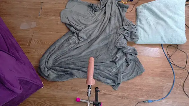 emma_sexxy (F young) - CONTROL SEXMACHINE X 3 MIN + OIL