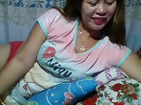 SugahBrown live cam preview