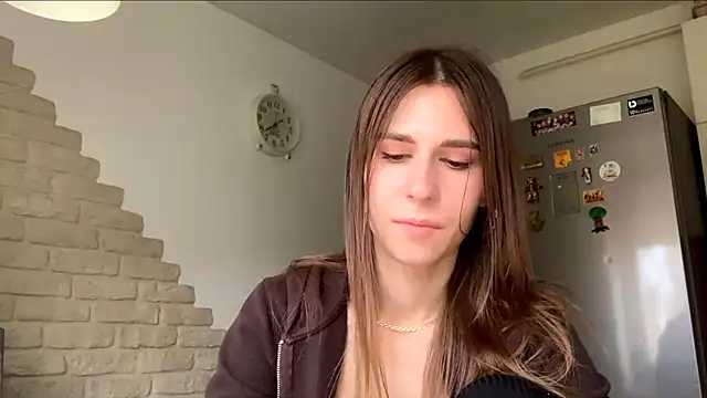 ZaraGuyette live cam preview