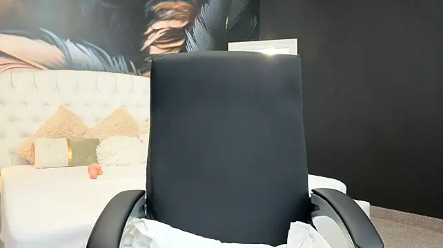 Aria_Simone