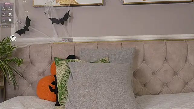 Paloma_Luna_