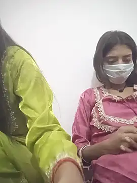 Lovely--Pihu live cam preview