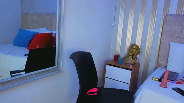 celestee_fox_04 live cam preview