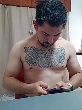 Bradd_32 live cam preview