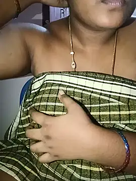 tamil_swathii (F young) - Pussy