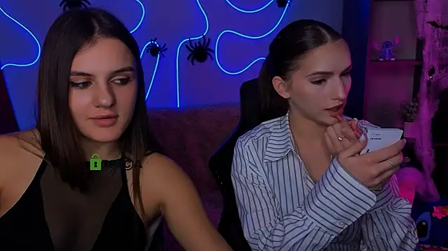 lisa_dark_