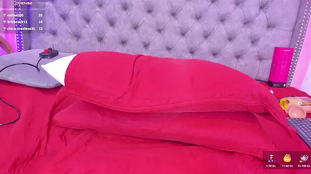 Sofia_Girl_ live cam on StripChat