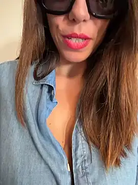Sara87Show4U live cam