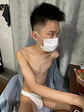 zhang_yiovo (M young) - 开票射
