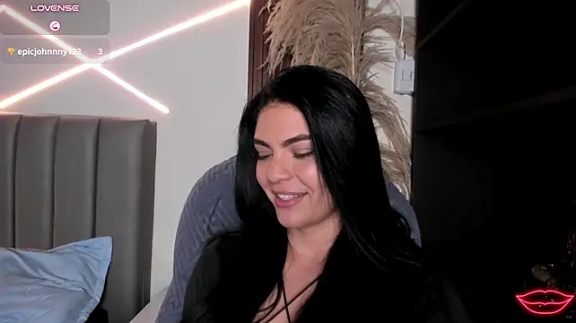 Veronicalanx1