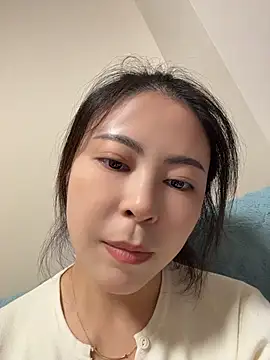 YaoYao8888 webcam