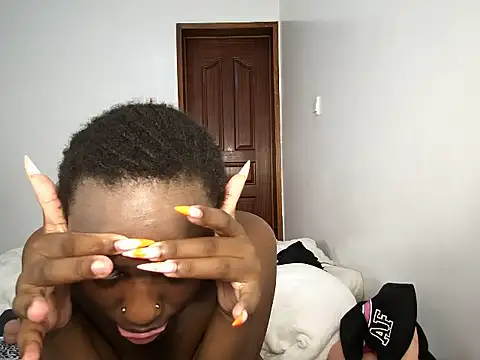 Ebony_lynn