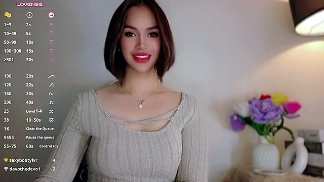 Cutee_Anna live cam on StripChat