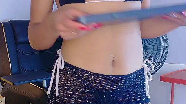Juliana_Riderr live cam preview