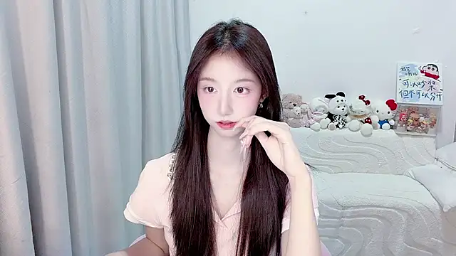 lucky-tt live cam on StripChat