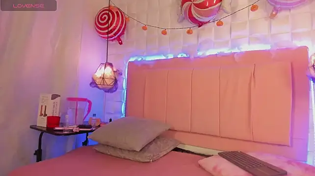 Aurora_Benett12 live cam preview