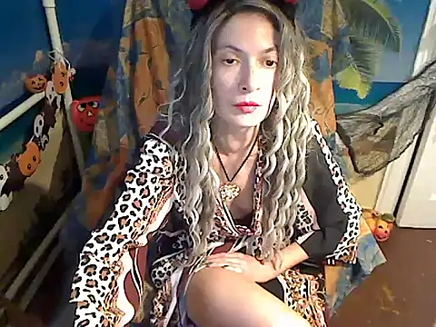 Bastet12 live cam on StripChat
