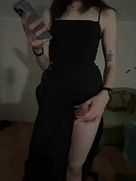 VelwetNoir live cam