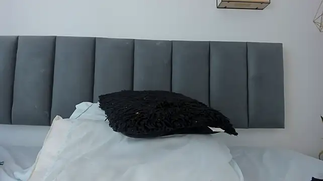 MaraOwen_ live cam on StripChat