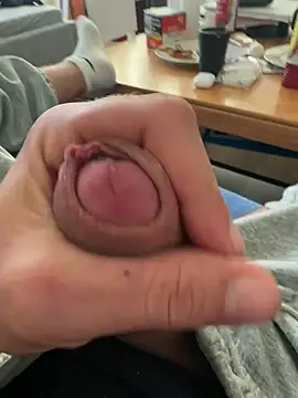 cum-master81 live cam