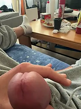 cum-master81 live cam on StripChat