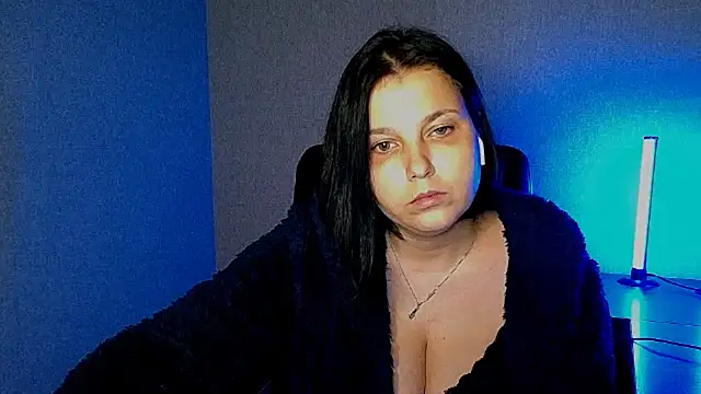 Simmiera live cam on StripChat