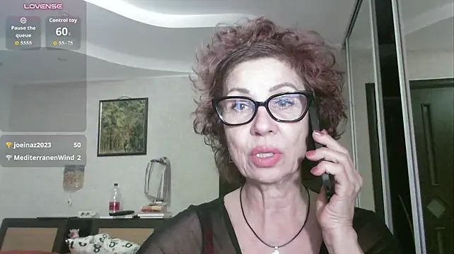 Kelly_Flurr live cam on StripChat