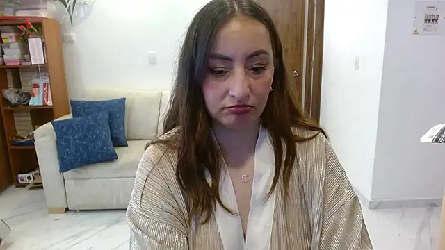 rashellroses22 live cam on StripChat