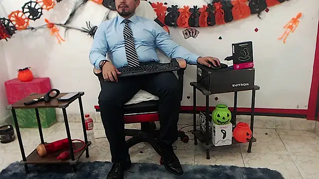 KalethBigDick live cam on StripChat