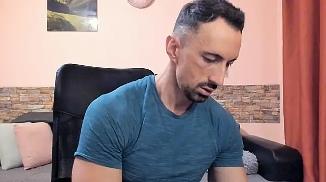 HotHunkTrainer webcam