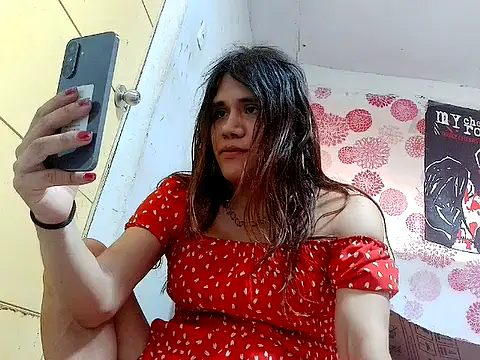 Karlitah live cam