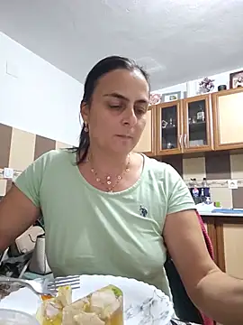 isabellecraft (F milf) - Fingers în ass