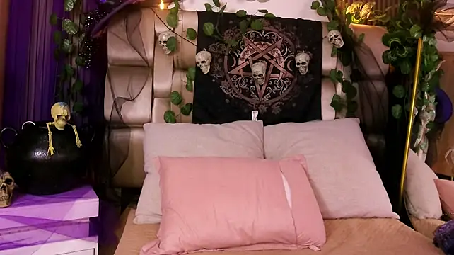 XXMILE live cam preview