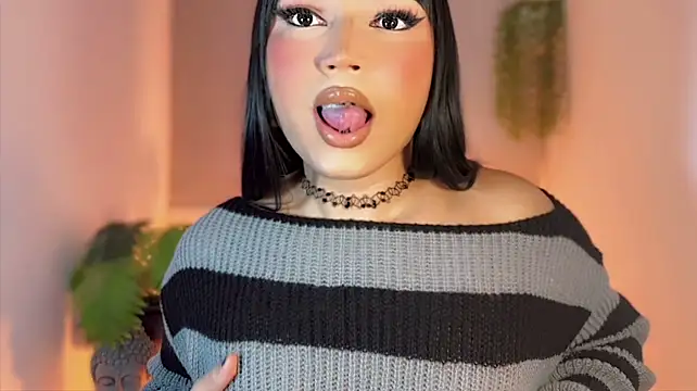 misstreslatin live cam preview
