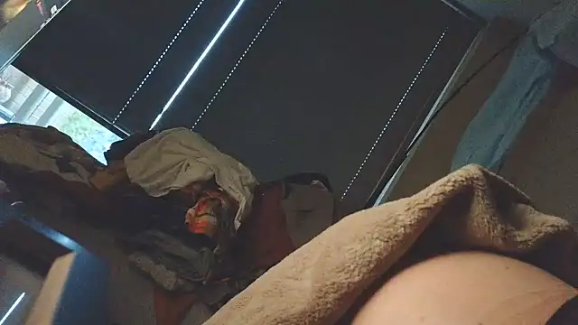 overmydadbody222 live cam preview