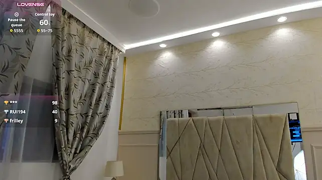 Adrien_Monteiro live cam