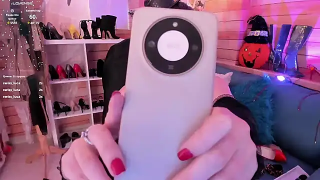 Victoria_collins_1
