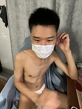 Zhang_yiovo