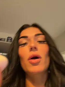 FlirtyFoxyxx
