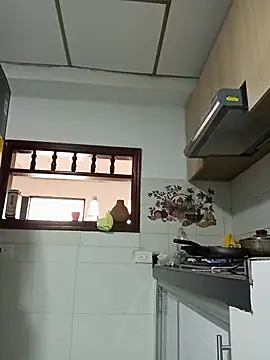 LilMalak webcam