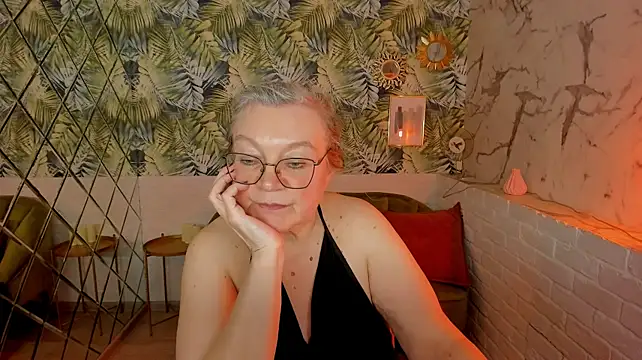 NataliMellow live cam