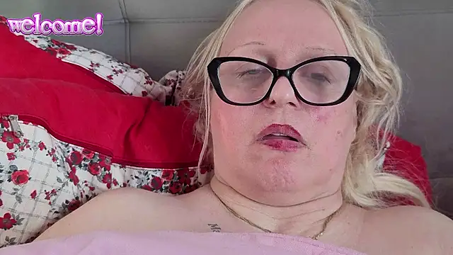martachatte live cam preview