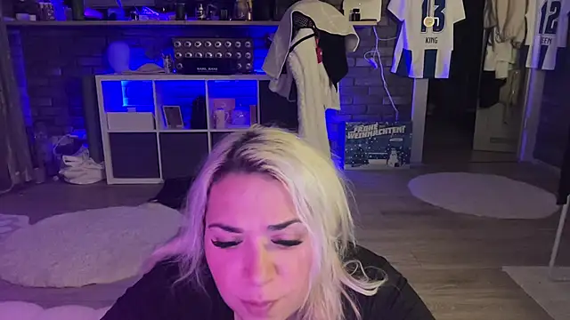 Monageil webcam