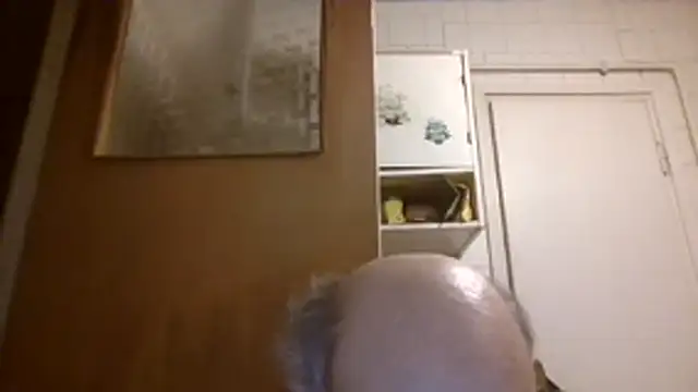 mariusica1@xh live cam preview