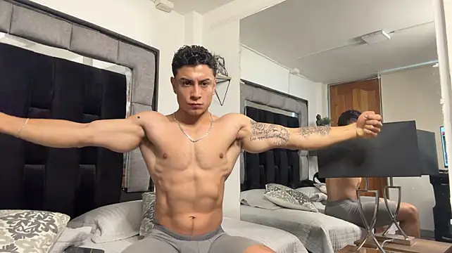 mr_muscle (M young) - Naked