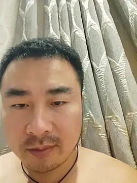 guozuo live cam on StripChat