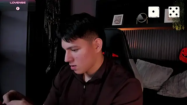 JamesCr_