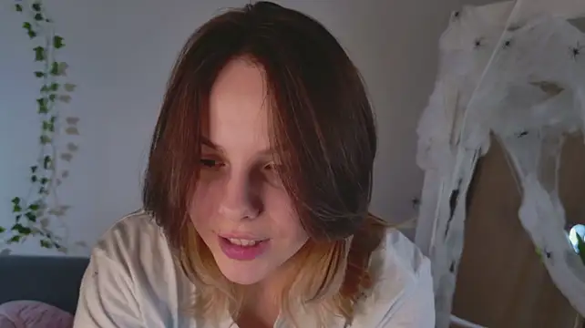 true_voice live cam preview