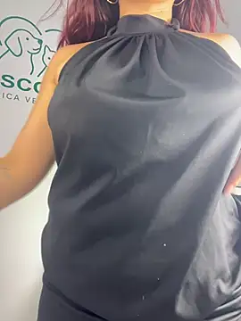 Nahomy_benet