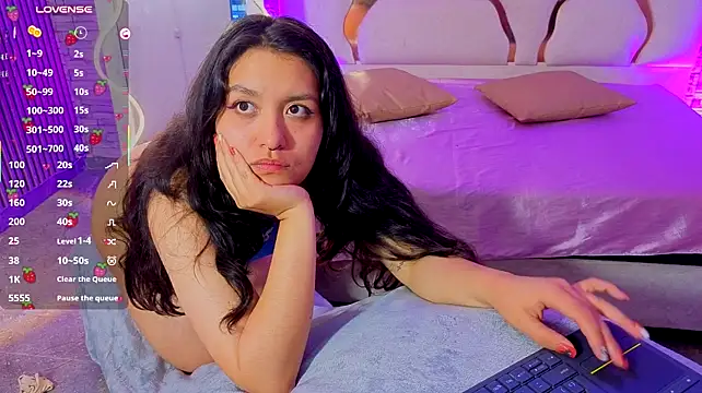 oliviapearl_tay